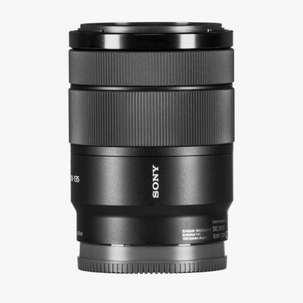 Sony-E-mount-18-135mm-f3.5-5.6-OSS-Lens-5.jpg